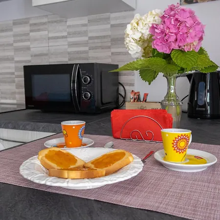 Roero Sunset Apartamento *