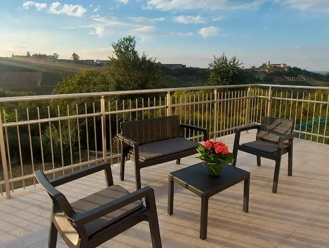 Roero Sunset アパート